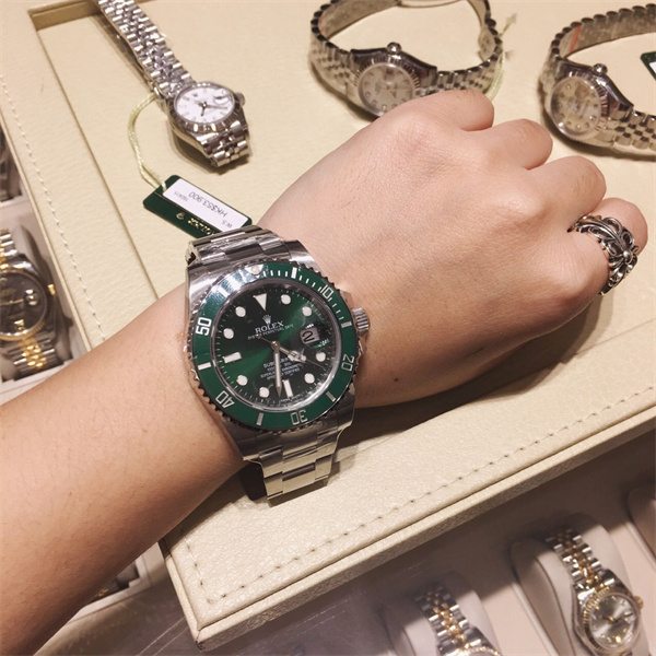 劳力士手表表带掉色应该咋解决(图) 劳力士手表表带掉色应该咋解决(图)